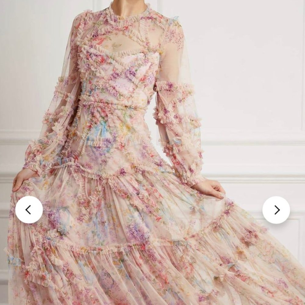 NEEDLE AND THREAD GOWN SIZE 4